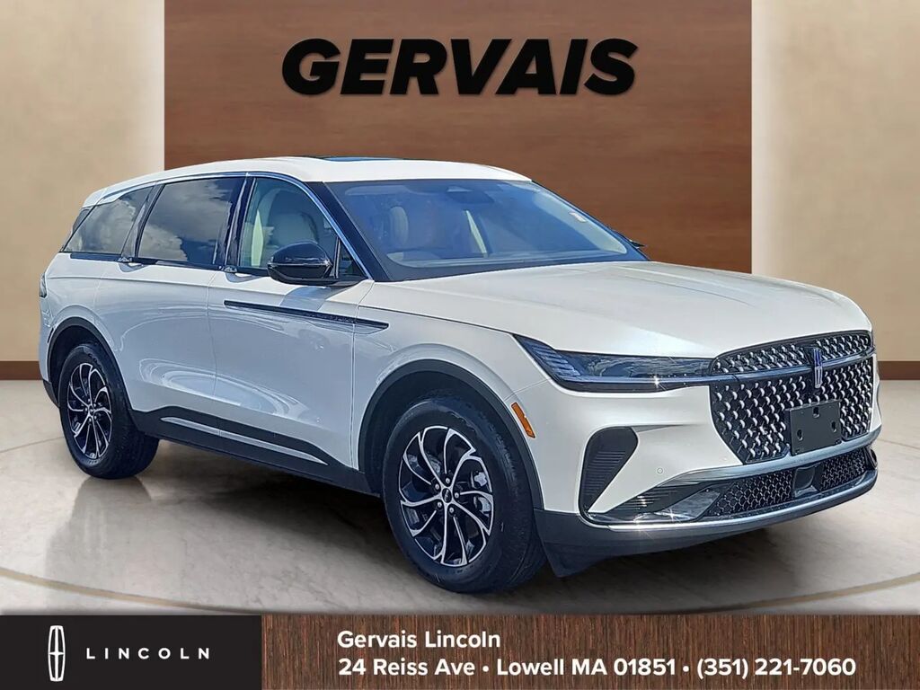 2025 Lincoln Nautilus Hybrid Premiere — photo 1 of 33