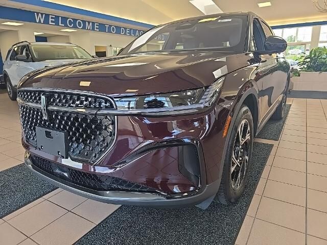 2025 Lincoln Nautilus Hybrid Premiere — photo 1 of 39