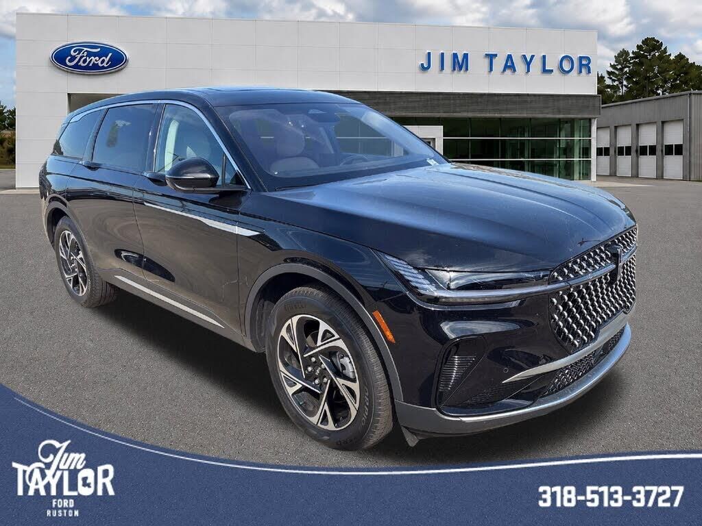 2025 Lincoln Nautilus Hybrid Premiere — photo 1 of 1