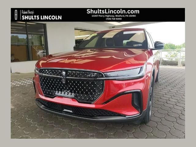 2025 Lincoln Nautilus Hybrid Premiere — photo 1 of 12
