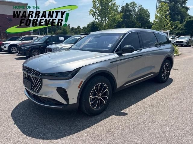 2024 Lincoln Nautilus Premiere — photo 1 of 39
