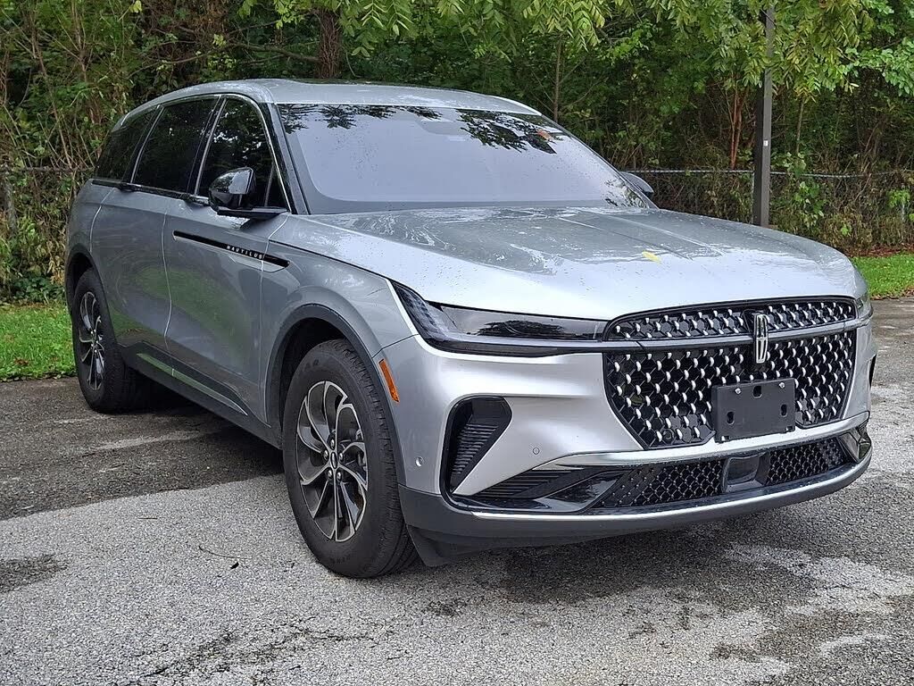 2024 Lincoln Nautilus Premiere — photo 1 of 1