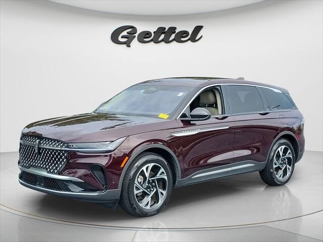 2024 Lincoln Nautilus Premiere — photo 1 of 42