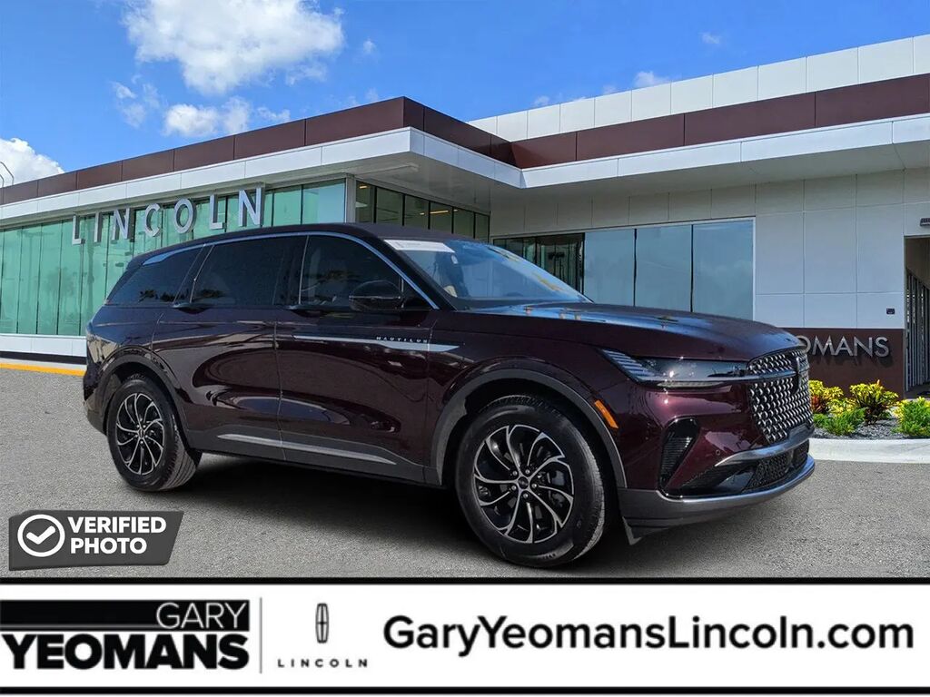 2025 Lincoln Nautilus Premiere — photo 1 of 26