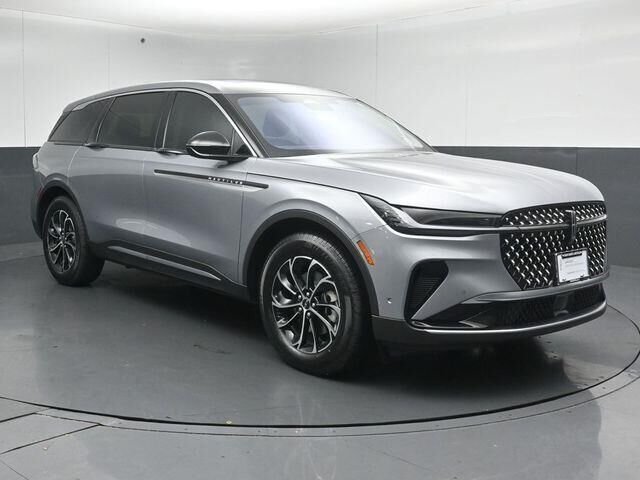 2024 Lincoln Nautilus Premiere — photo 1 of 39