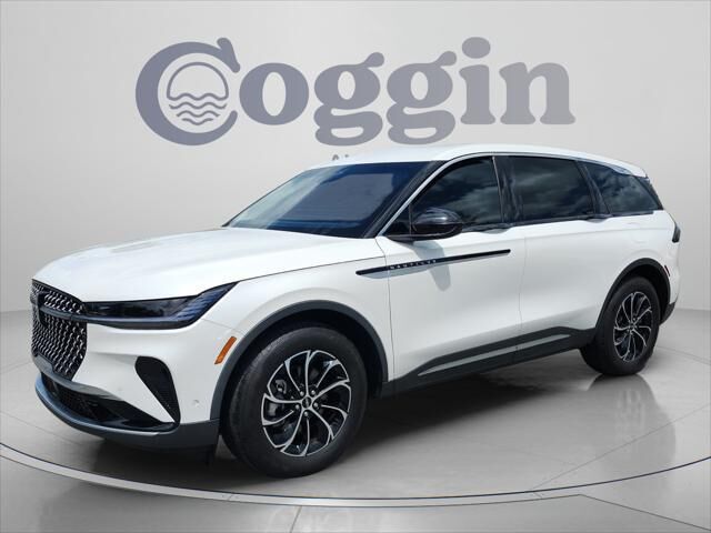 2024 Lincoln Nautilus Premiere — photo 1 of 13
