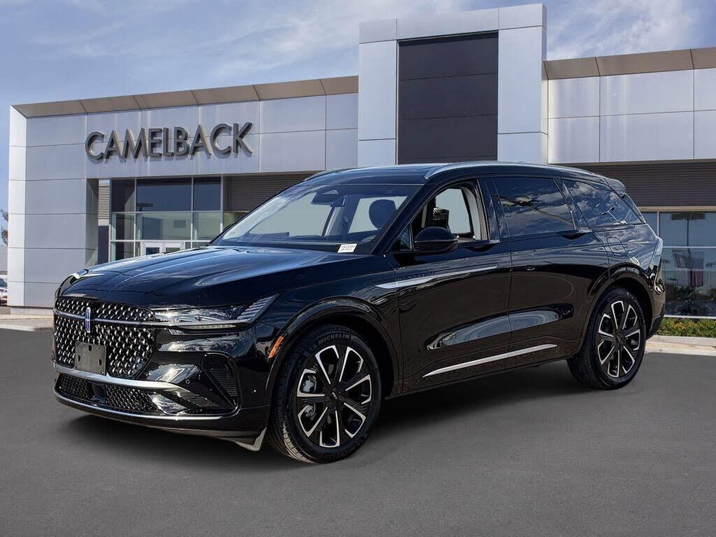 2024 Lincoln Nautilus Hybrid Reserve — photo 1 of 1