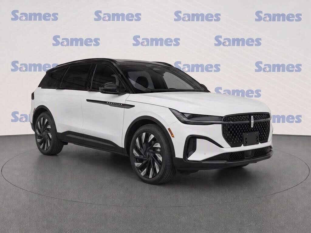 2025 Lincoln Nautilus Hybrid Reserve — photo 1 of 1