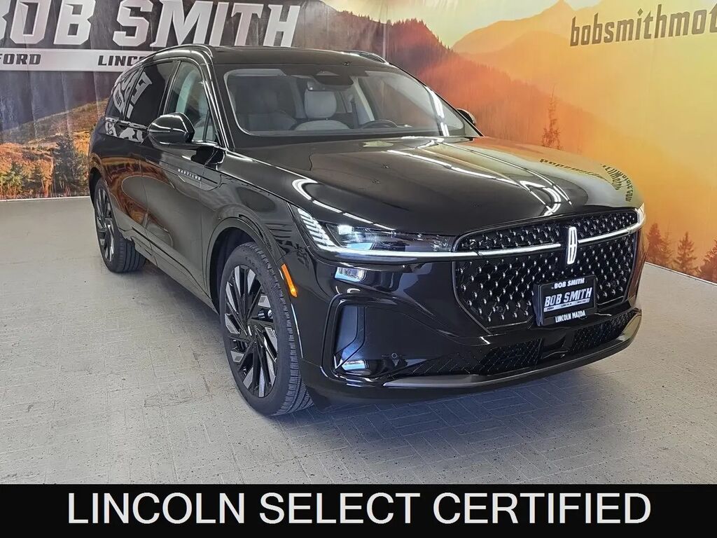 2026 Lincoln Nautilus Hybrid Reserve — photo 1 of 13