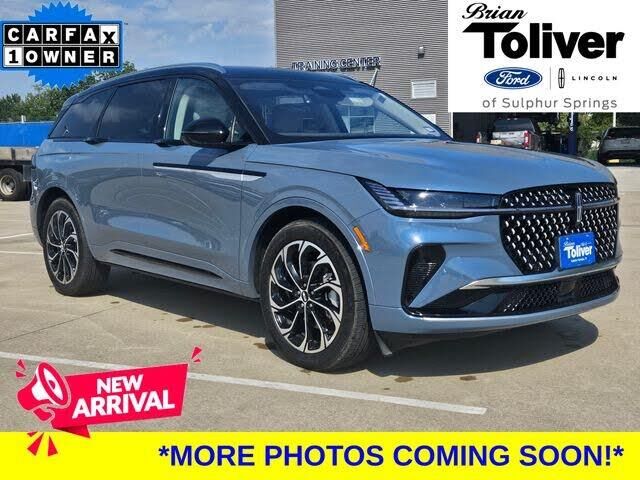 2025 Lincoln Nautilus Hybrid Reserve — photo 1 of 1