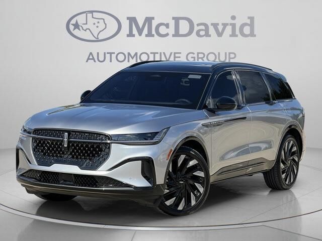 2025 Lincoln Nautilus Hybrid Reserve — photo 1 of 27