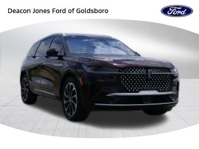 2024 Lincoln Nautilus Hybrid Reserve — photo 1 of 26