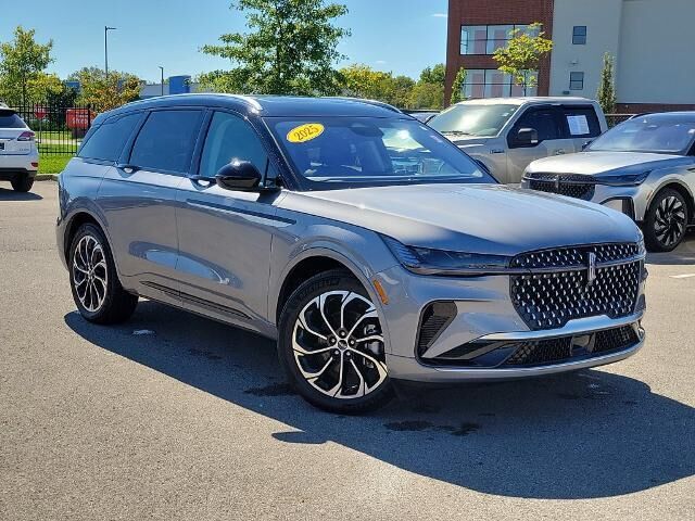2025 Lincoln Nautilus Hybrid Reserve