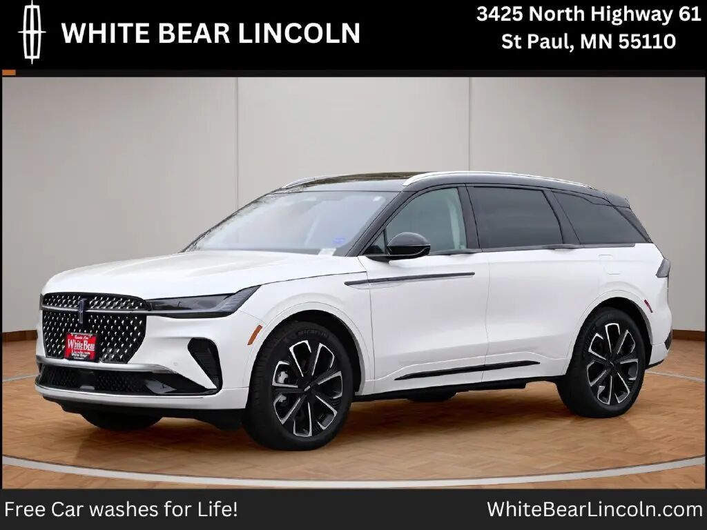 2025 Lincoln Nautilus Hybrid Reserve — photo 1 of 13