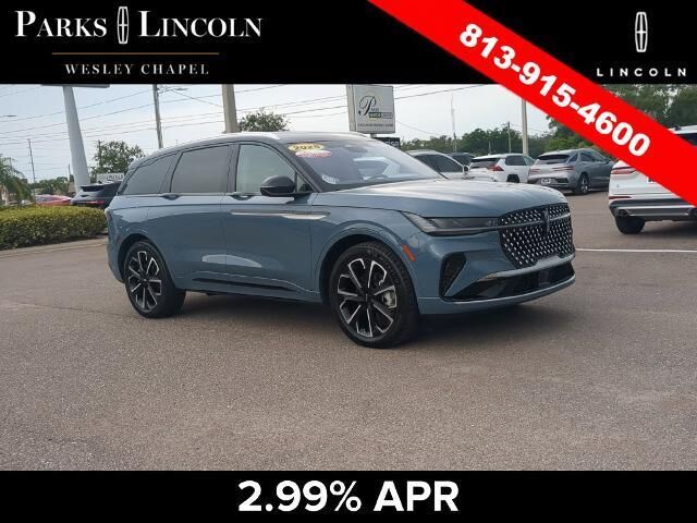 2025 Lincoln Nautilus Hybrid Reserve