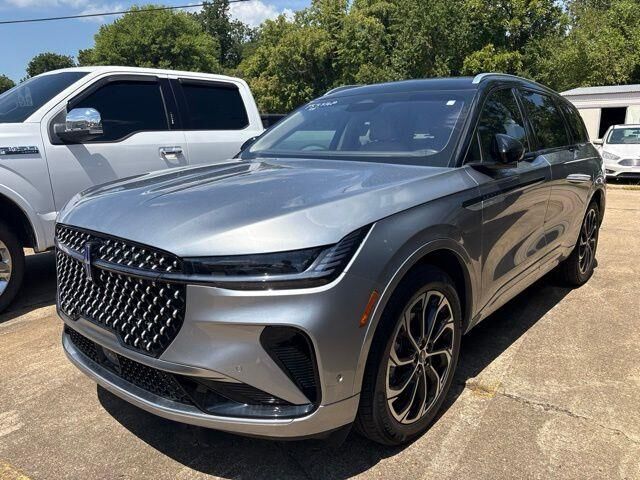 2024 Lincoln Nautilus Hybrid Reserve — photo 1 of 4