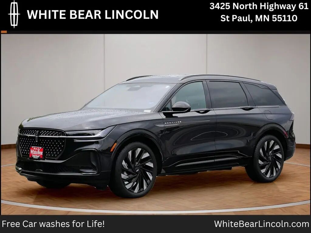 2025 Lincoln Nautilus Hybrid Reserve — photo 1 of 13