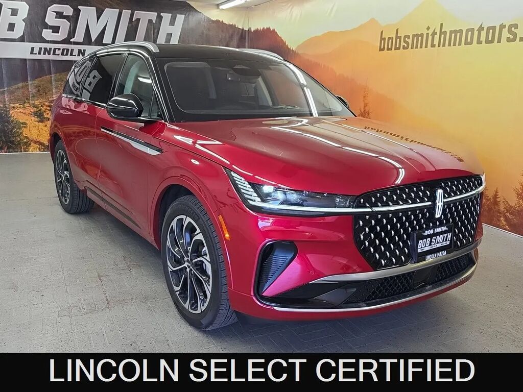2025 Lincoln Nautilus Hybrid Reserve — photo 1 of 13