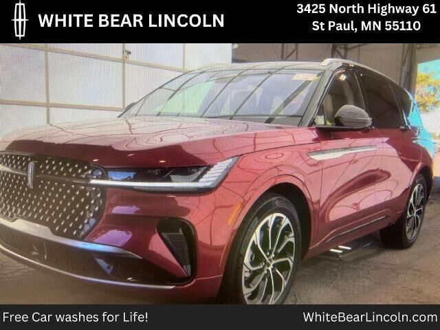 2025 Lincoln Nautilus Hybrid Reserve — photo 1 of 26