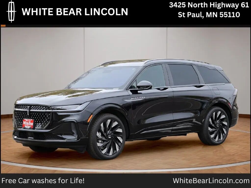 2026 Lincoln Nautilus Reserve — photo 1 of 13
