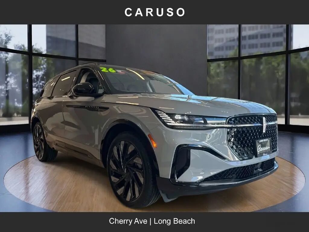 2026 Lincoln Nautilus Reserve — photo 1 of 13