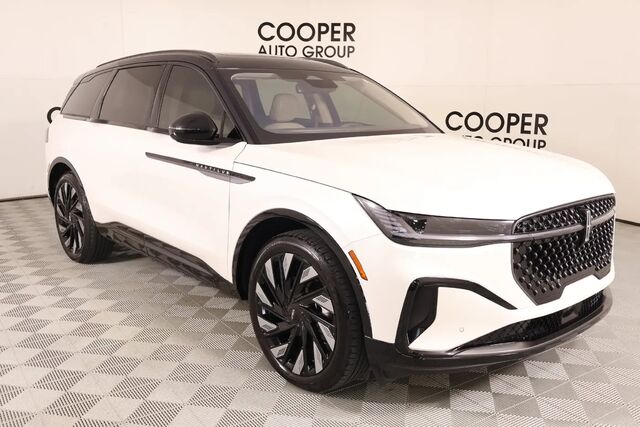 2025 Lincoln Nautilus Reserve