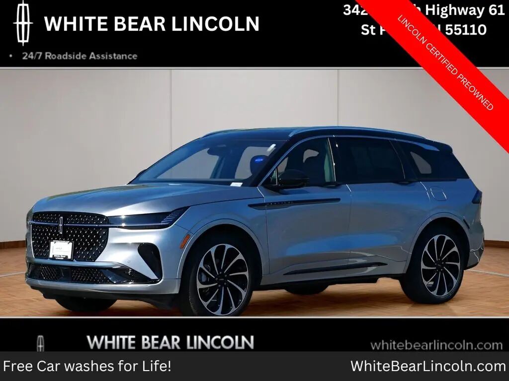 2025 Lincoln Nautilus Hybrid Black Label — photo 1 of 13