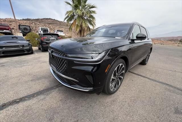 2024 Lincoln Nautilus Black Label — photo 1 of 36
