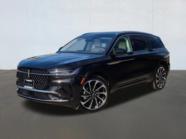 2026 Lincoln Nautilus Black Label — photo 1 of 26