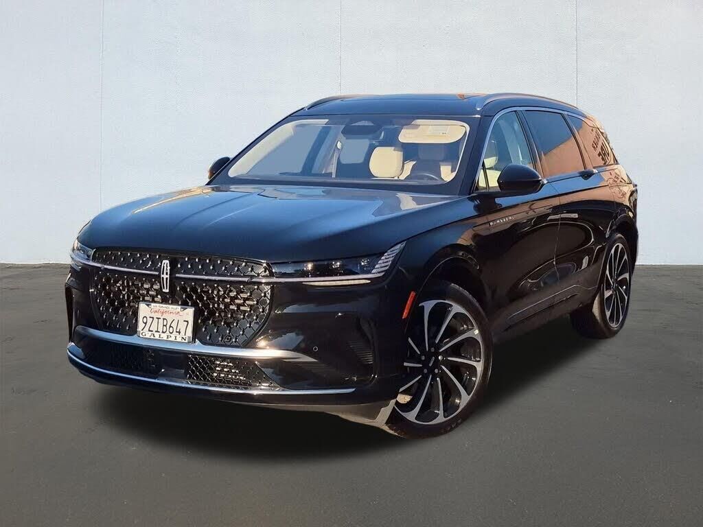 2026 Lincoln Nautilus Black Label — photo 1 of 1