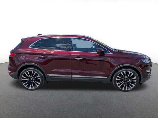 2019 Lincoln MKC Reserve — photo 1 of 12
