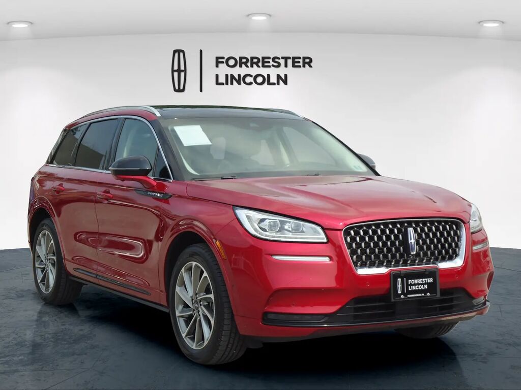 2022 Lincoln Corsair Grand Touring — photo 1 of 13