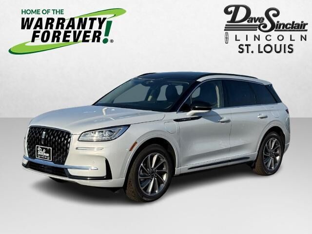 2025 Lincoln Corsair Grand Touring — photo 1 of 13