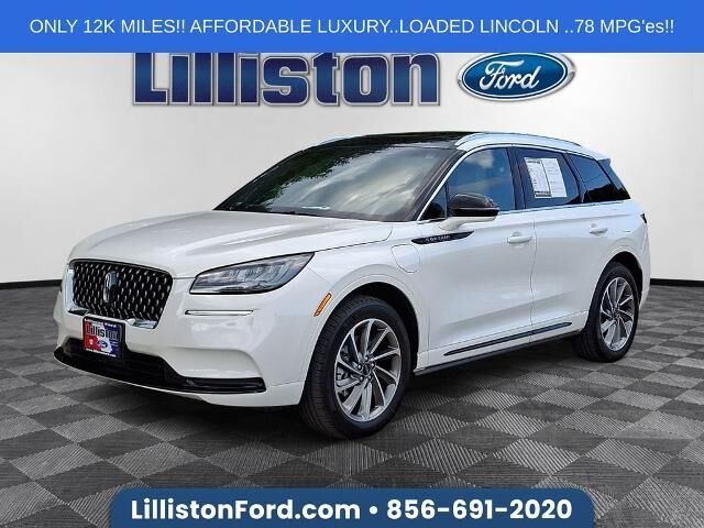 2022 Lincoln Corsair Grand Touring — photo 1 of 26