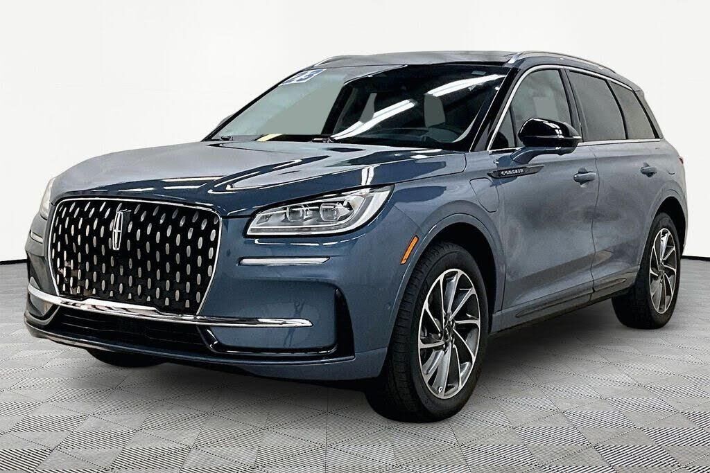 2023 Lincoln Corsair Grand Touring — photo 1 of 1