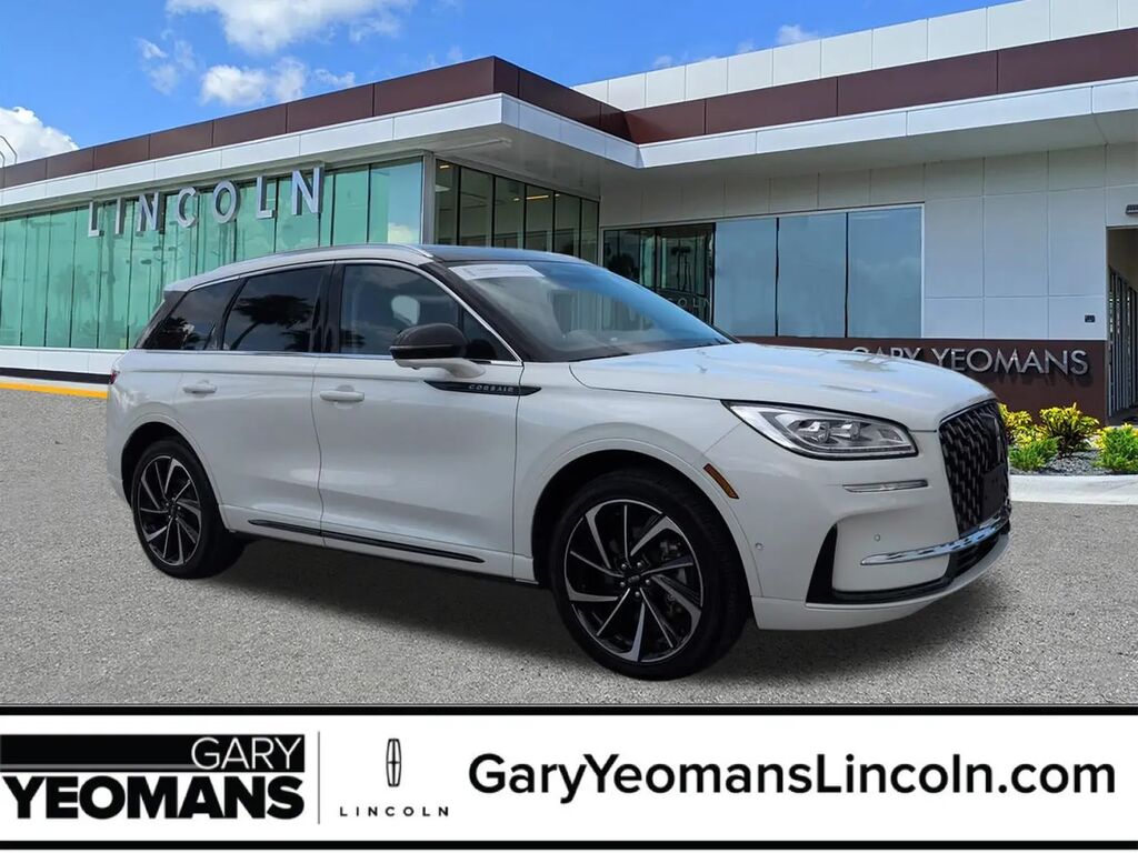 2024 Lincoln Corsair Grand Touring — photo 1 of 56