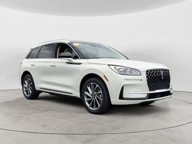 2024 Lincoln Corsair Grand Touring — photo 1 of 1