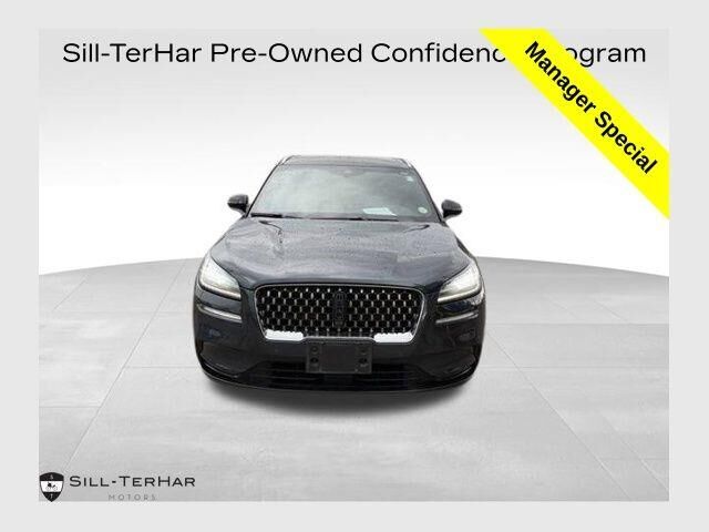2022 Lincoln Corsair Grand Touring — photo 1 of 26