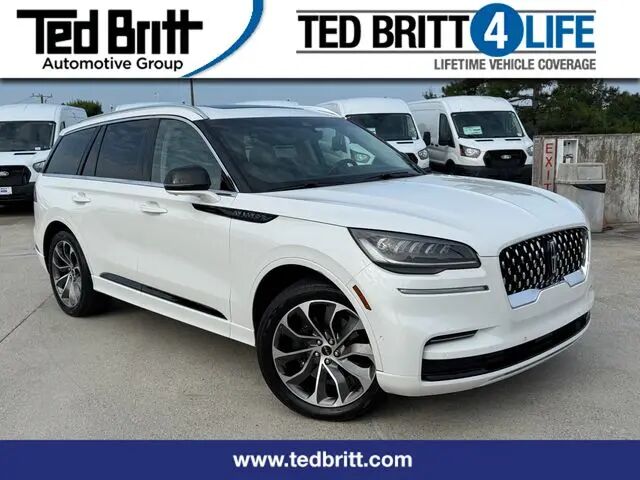 2023 Lincoln Aviator Grand Touring — photo 1 of 13