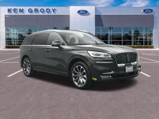 2022 Lincoln Aviator Grand Touring — photo 1 of 39