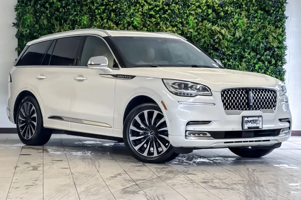 2020 Lincoln Aviator Black Label Grand Touring — photo 1 of 26