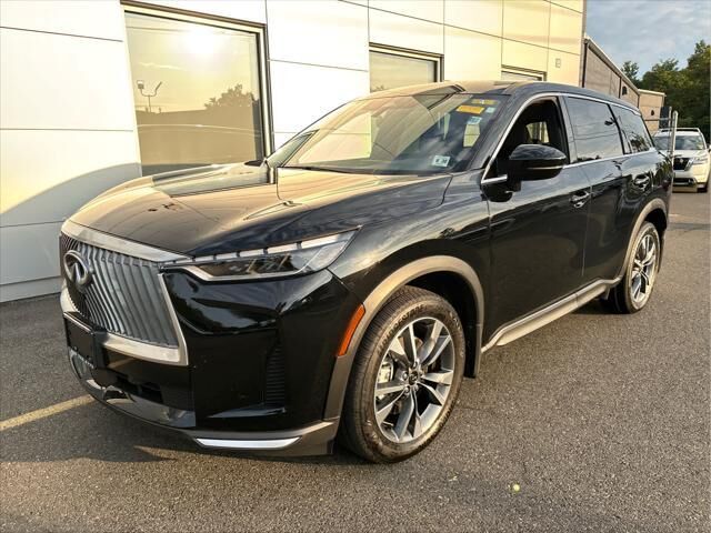 2026 INFINITI QX60 Pure — photo 1 of 12