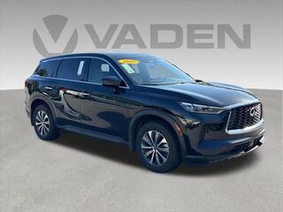 2025 INFINITI QX60 Luxe — photo 1 of 37
