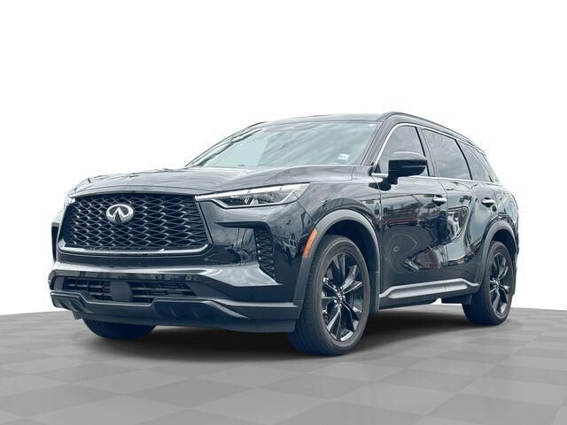 2025 INFINITI QX60 Luxe — photo 1 of 13