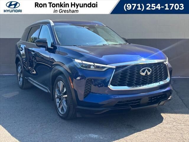 2025 INFINITI QX60 Luxe — photo 1 of 13