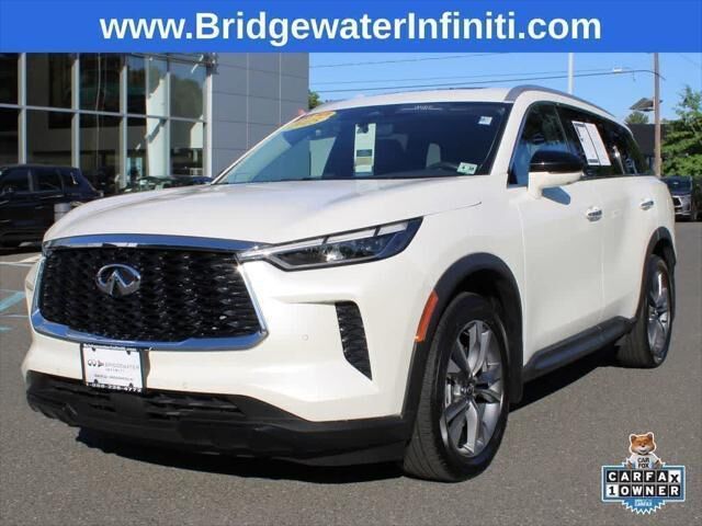 2025 INFINITI QX60 Luxe — photo 1 of 46