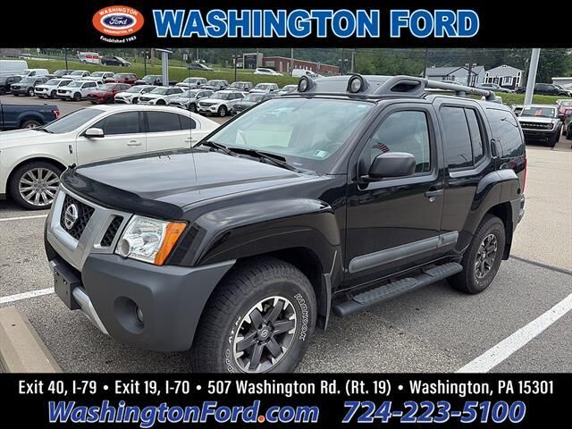 2015 Nissan Xterra PRO-4X — photo 1 of 1