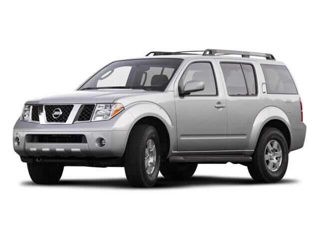 2008 Nissan Pathfinder S — photo 1 of 3