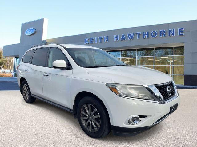 2015 Nissan Pathfinder S