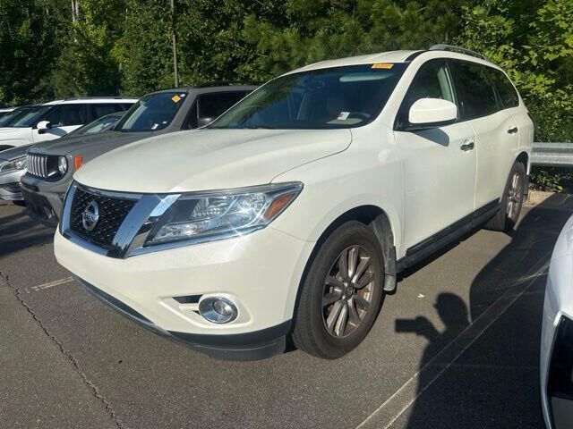 2016 Nissan Pathfinder SL